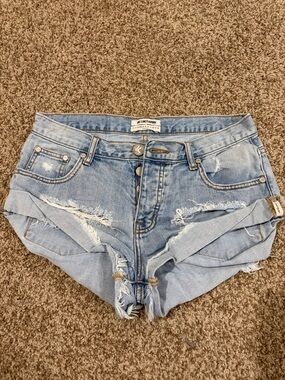Vintage Light Blue Distressed Denim Shorts - OneTeaspoon Bandit